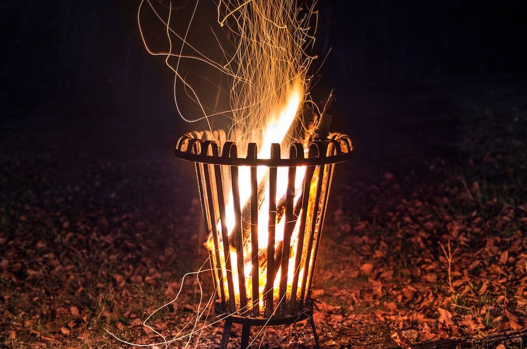 Im Glanz der Tradition: Das Feuerkorb-Erbe