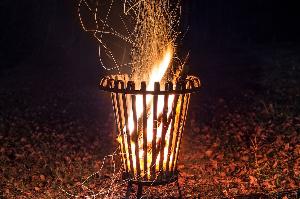 Im Glanz der Tradition: Das Feuerkorb-Erbe