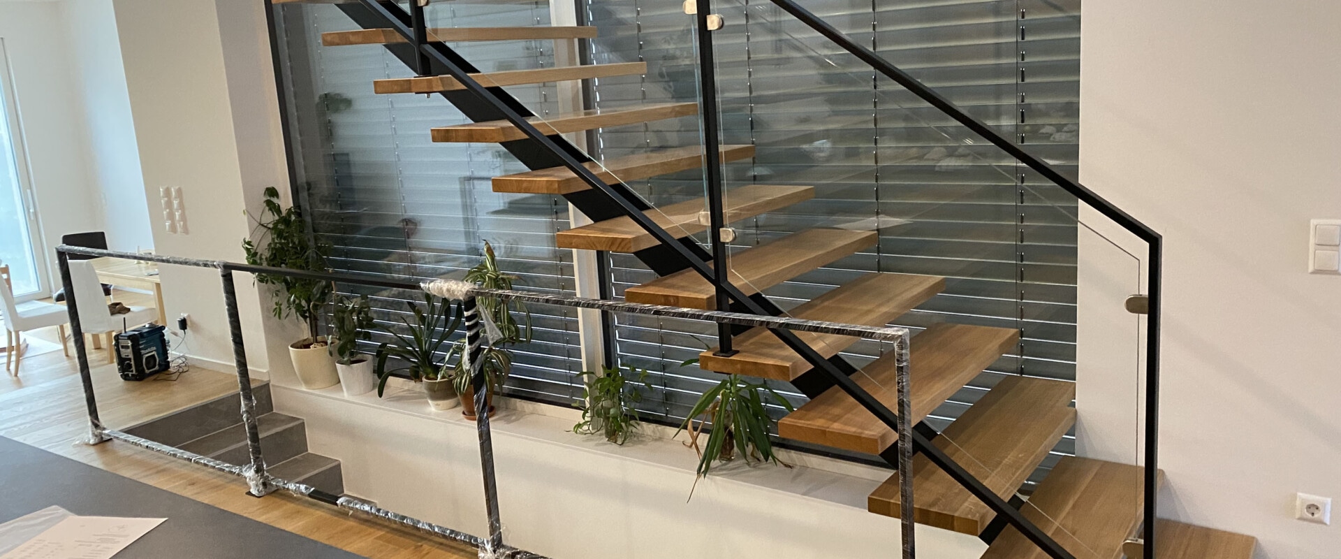 So bauen Sie Ihre TraumTreppe Berechne: Design, Material und Abmessungen, individuell angepasst von Stepsta