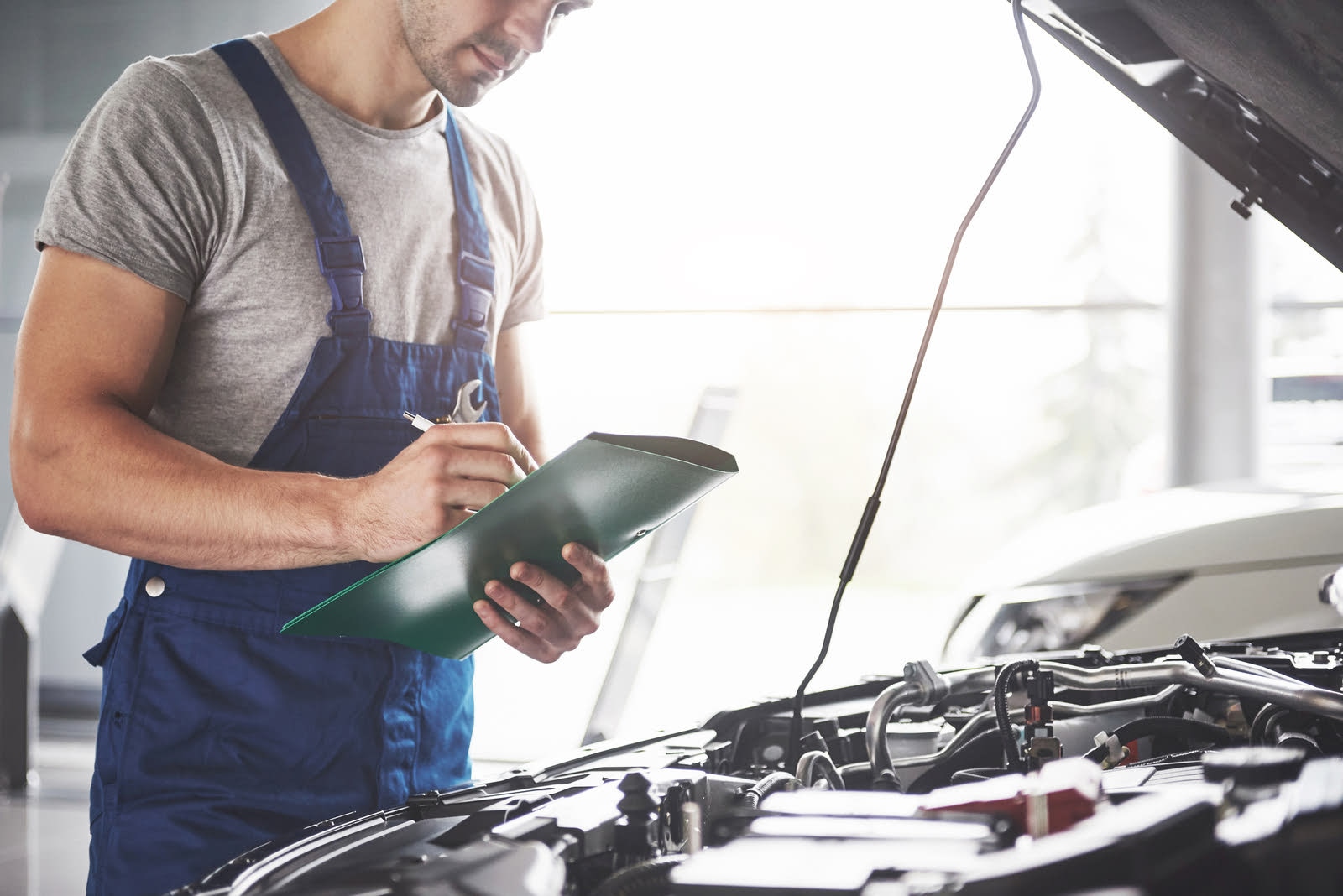 Auto mit Motorschaden sofort verkaufen – Faire Preise garantiert