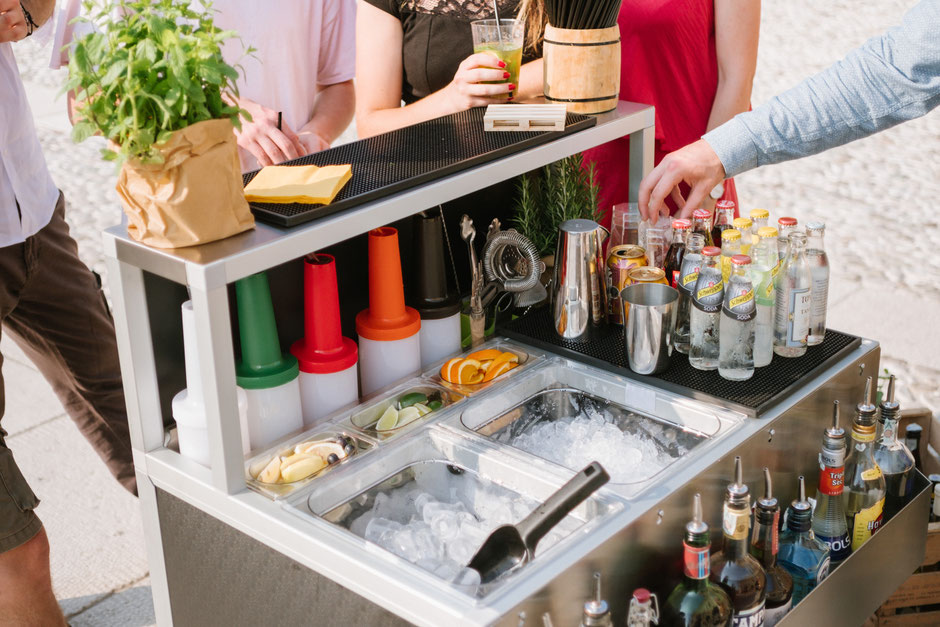 Minibar kaufen: Perfekte Drinks für jeden Geschmack
